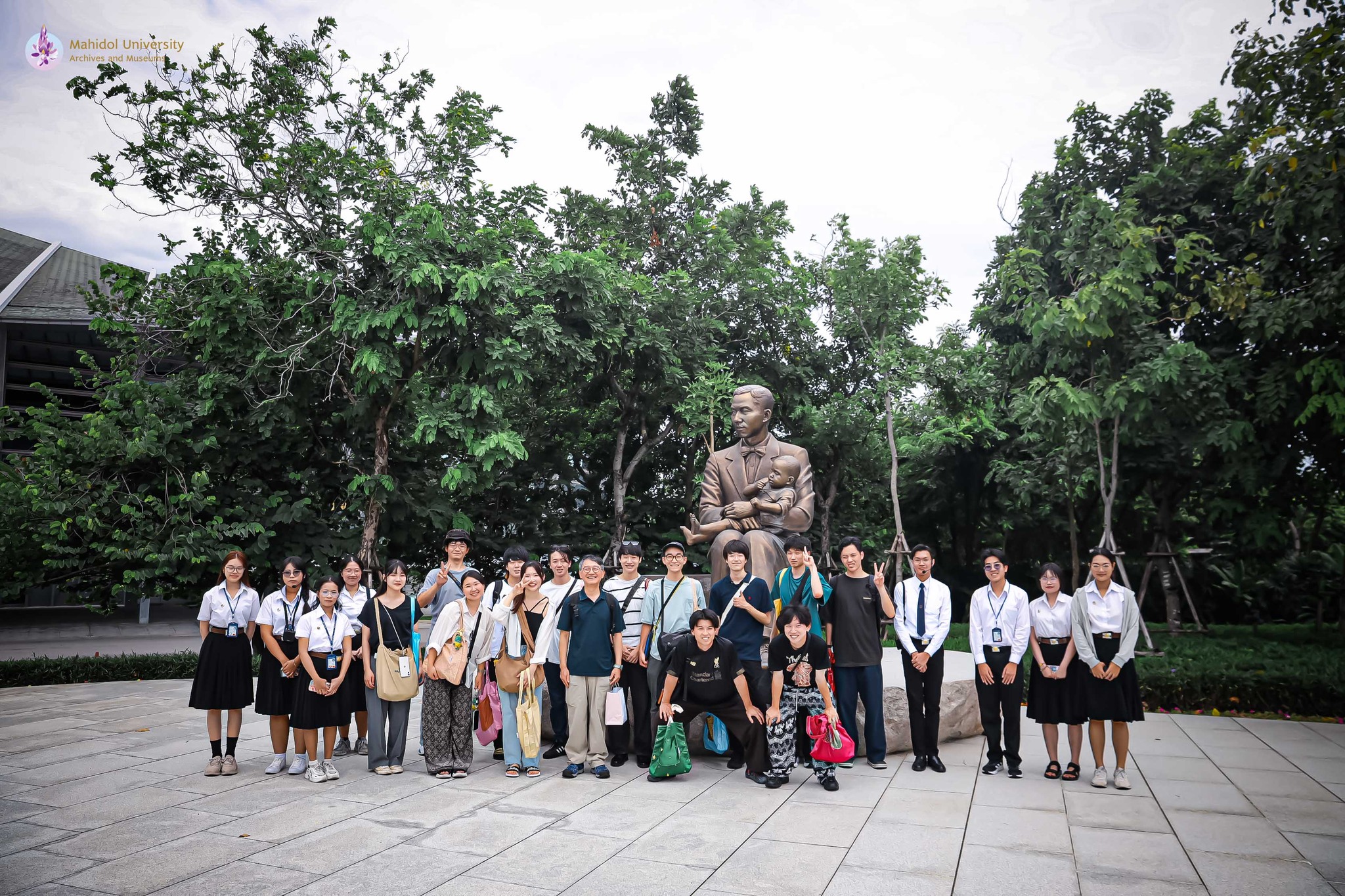 ฝ่ายจดหมายเหตุและพิพิธภัณฑ์ฯ นำนักศึกษา MU Guide ให้การต้อนรับคณะอาจารย์และนักศึกษาจาก Faculty of Education, Chiba University, Japan