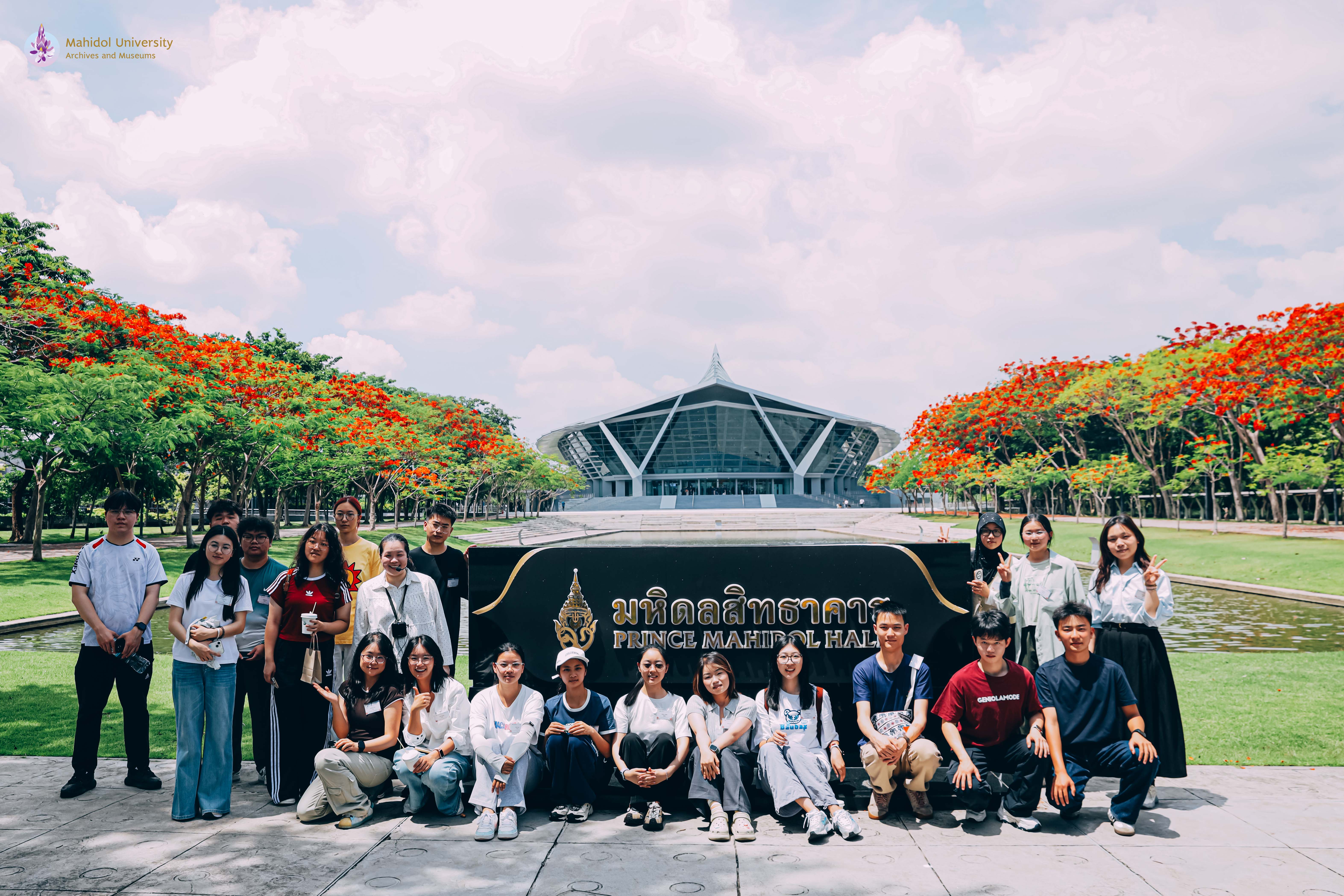 Archives and Museums Department welcomed nursing students from the School of Nursing, Kunming Med...